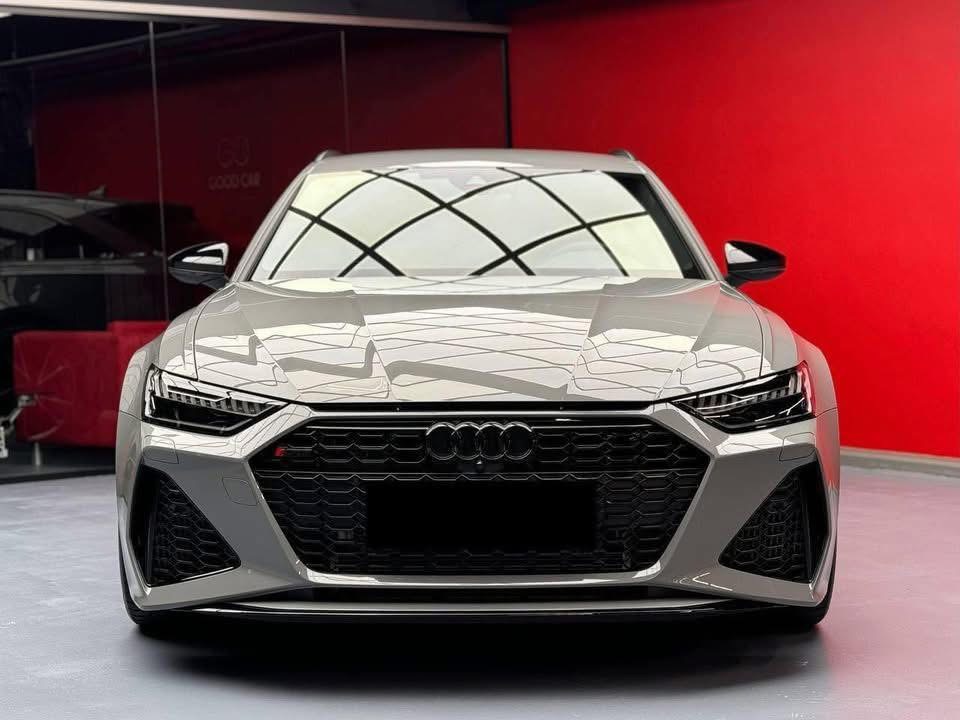 AUDI RS6 PERFORMANCES MHEV